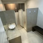 Banheiros do condomínio