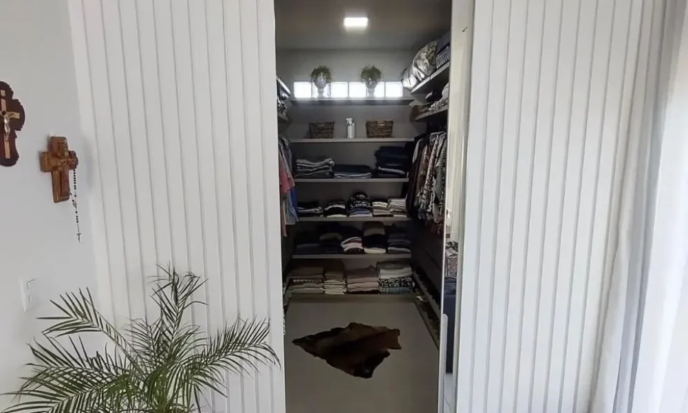 Entrada para o closet