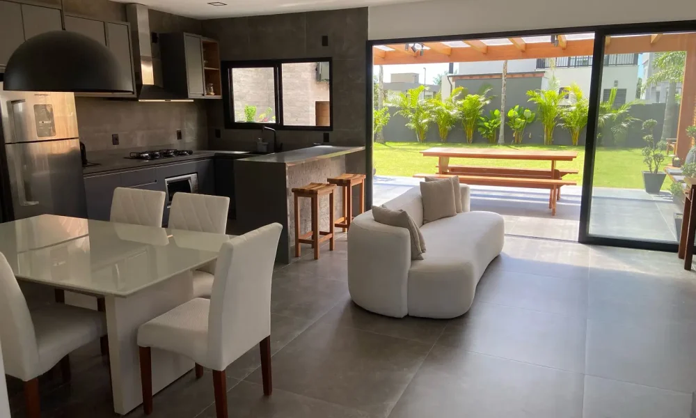 Sala de estar, jantar e cozinha americana #0008